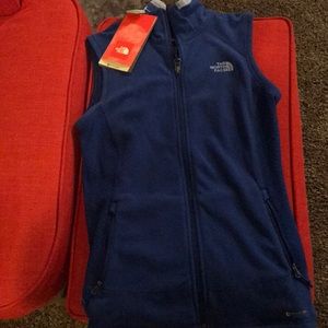 North Face vest Brand New.  Never worn. Tags on